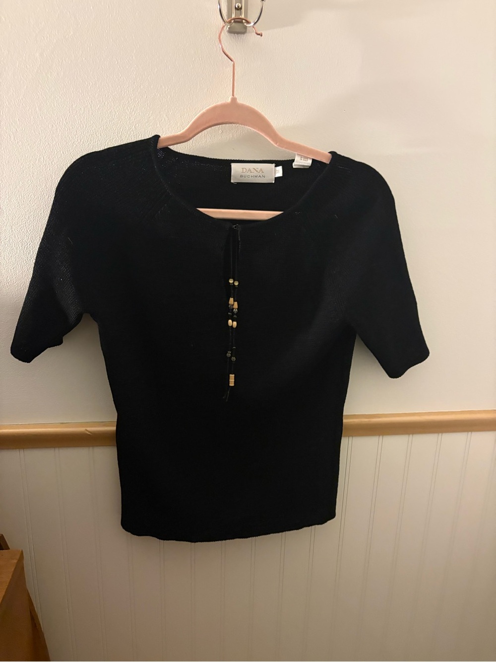 Dana Buchman Womens M Black Knit Top Beaded Tie Neck Short Sleeve Sweater